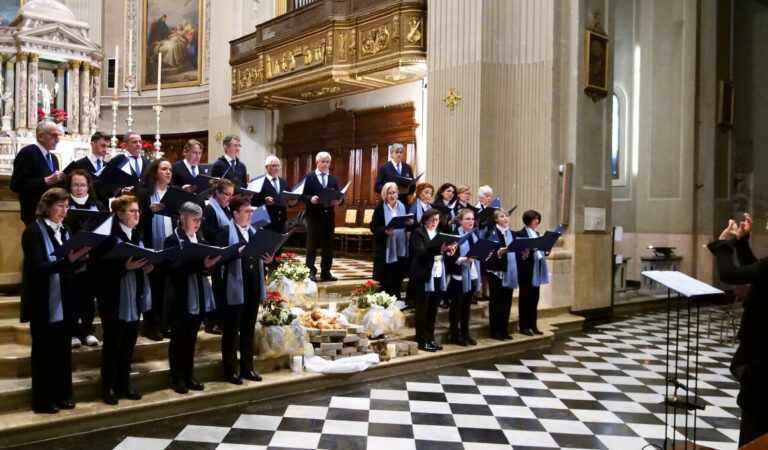 Bergamo: voci di Pace sotto il manto di Maria a Loreto con la Corale Santissimo Redentore